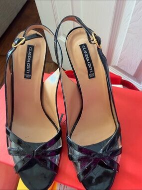 Claudia Ciuti Fayna Black Patent Leather Slingback Sandals